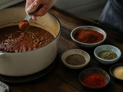 Chili Powder Ingredients: What Is Really in the Jar?