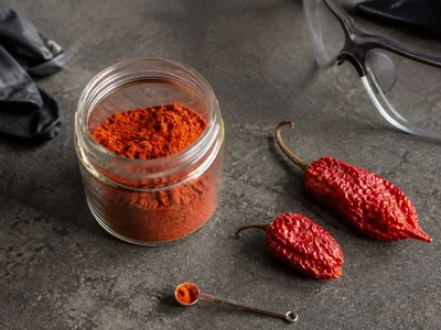 How to Use Ghost Pepper Powder Without Losing Control