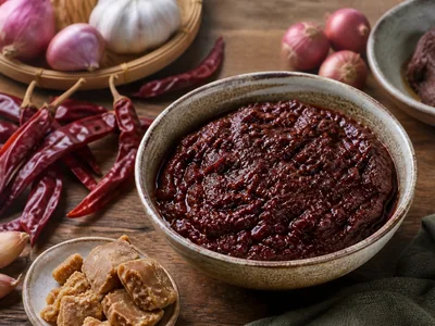 What Is Nam Prik Pao? Flavor, Ingredients, and Uses